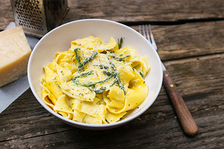 Pasta com asparagi e ricotta light